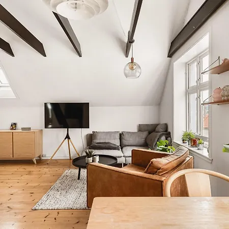 Apartment Dinbnb I Top-floor For The Explorer! I 400m To Bryggen